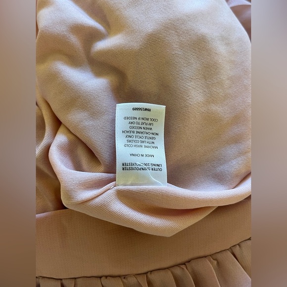 Elegant Pink Pleated Skirt - Picture 6 of 8